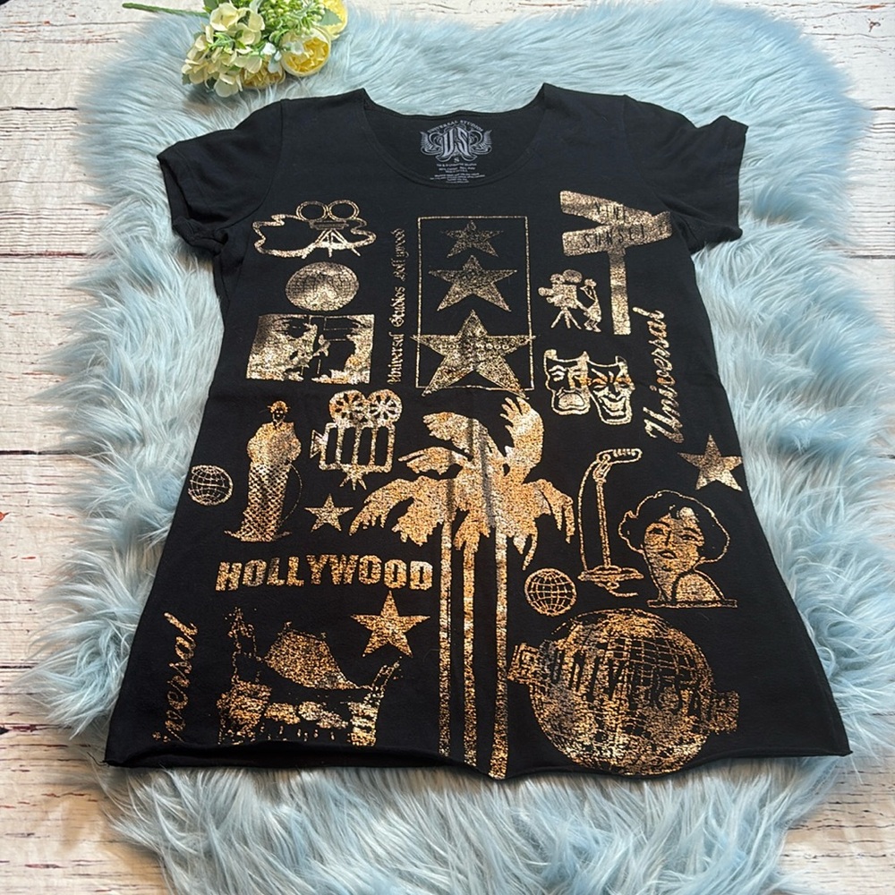 Universal Studios Metallic Graphic Short Sleeve Tee sz S